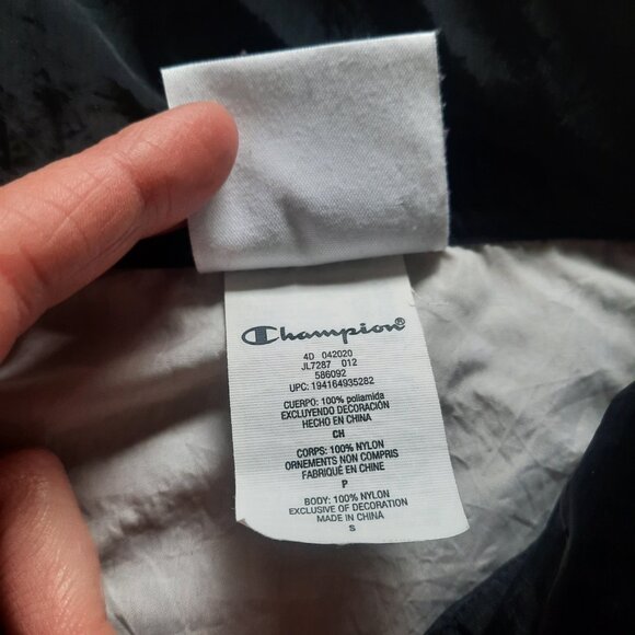 VTG Champion Windbreaker Black White 90s Y2k Hooded Pullover Kangaroo pocket - Picture 3 of 9